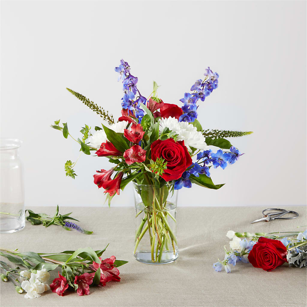 Star Spangled - A Florist Original – COBORN'S INC FLORAL SHOPPES, Saint Cloud MN