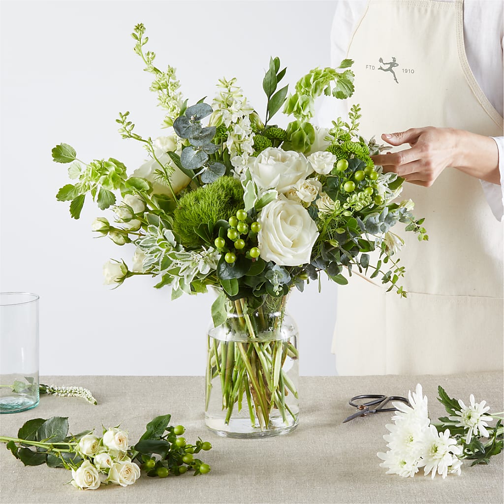 Irish Garden - A Florist Original – COBORN'S INC FLORAL SHOPPES, Saint Cloud MN