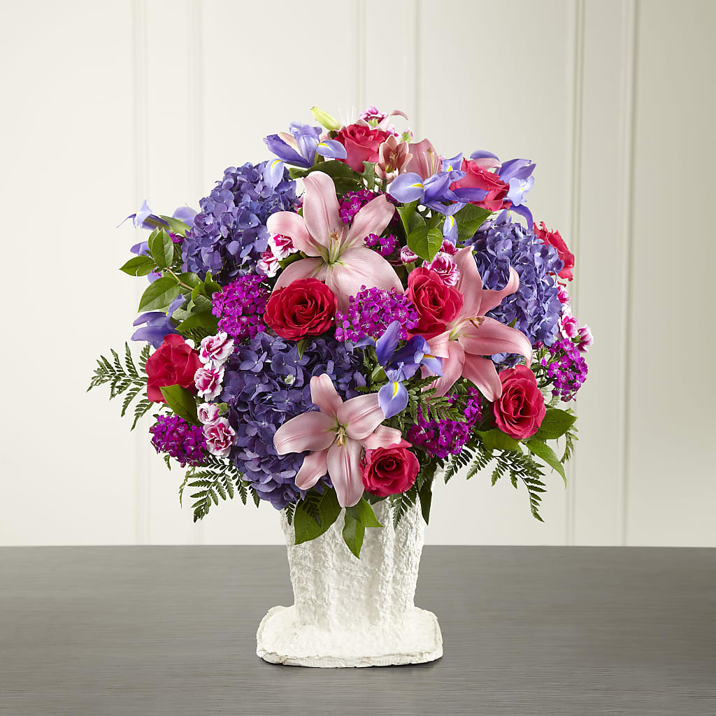 We Fondly Remember Arrangement – COBORN'S INC FLORAL SHOPPES, Saint Cloud MN