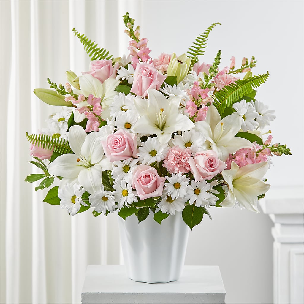 Soft Touch Tabletop Basket – COBORN'S INC FLORAL SHOPPES, Saint Cloud MN