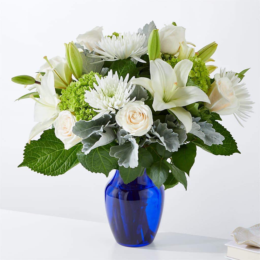 Snowy Dreams Bouquet – COBORN'S INC FLORAL SHOPPES, Saint Cloud MN