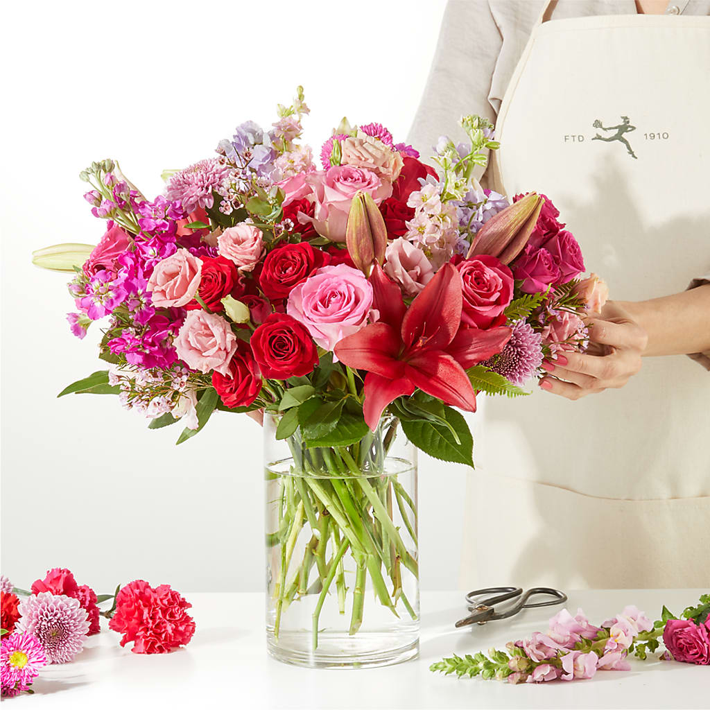 Swooning Over You - A Luxury Florist Original – COBORN'S INC FLORAL SHOPPES, Saint Cloud MN