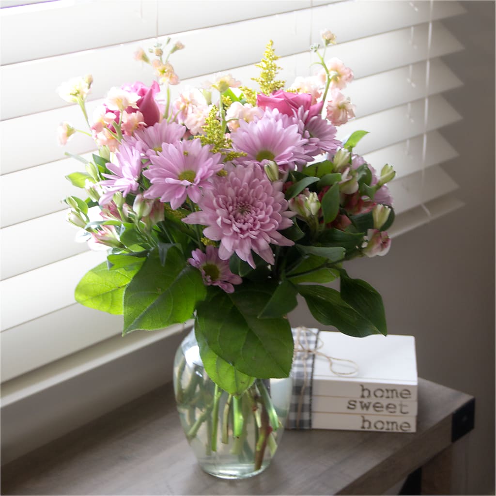 Pastel Tradition - A Florist Original – COBORN'S INC FLORAL SHOPPES, Saint Cloud MN