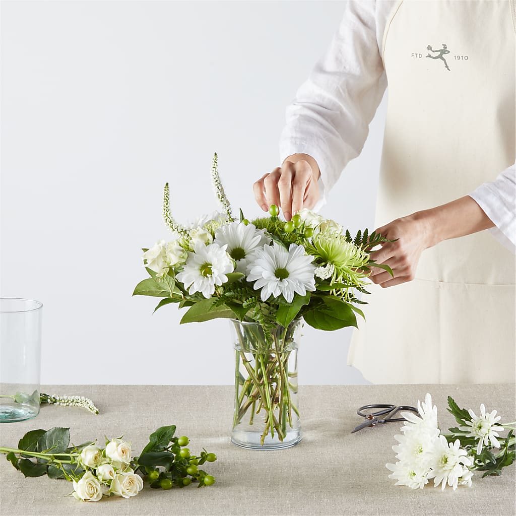 Irish Garden - A Florist Original – COBORN'S INC FLORAL SHOPPES, Saint Cloud MN