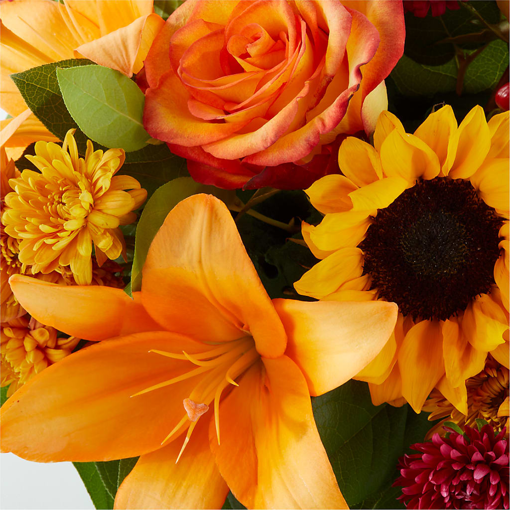 Grateful Centerpiece – COBORN'S INC FLORAL SHOPPES, Saint Cloud MN